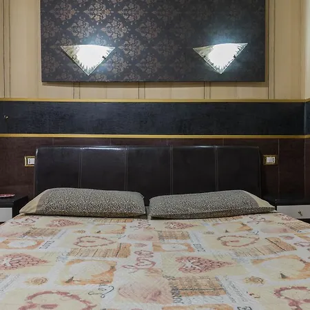 New Primavera Hotel